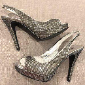 HOTT!! Lulu Townsend Sequin Pewter Slingback Heels